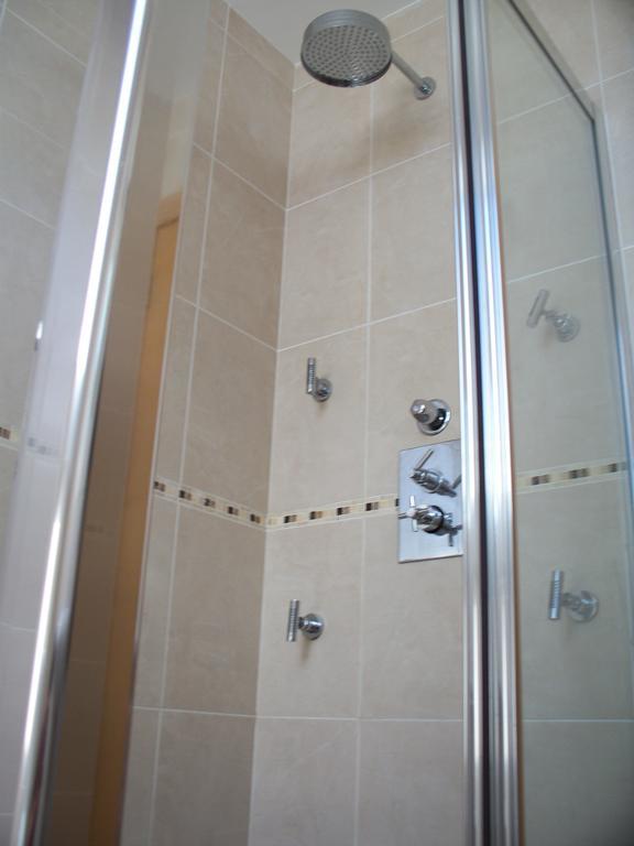 Blackberry Lodge Accommodation Дулин Екстериор снимка